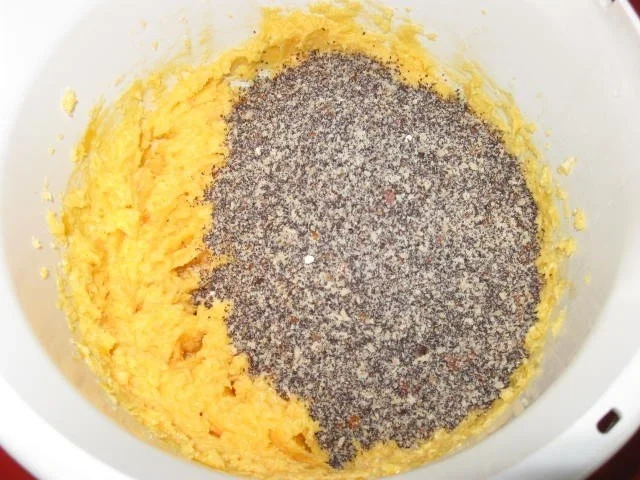 Haselnuss - Mohn - Kuchen mit Streusel - Rezept - Bild Nr. 7