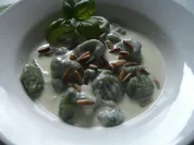 Rezept: Spinat-Gnocchi in Gorgonzola-Soße Spinat-Gnocchi in Gorgonzola-Soße - Rezept