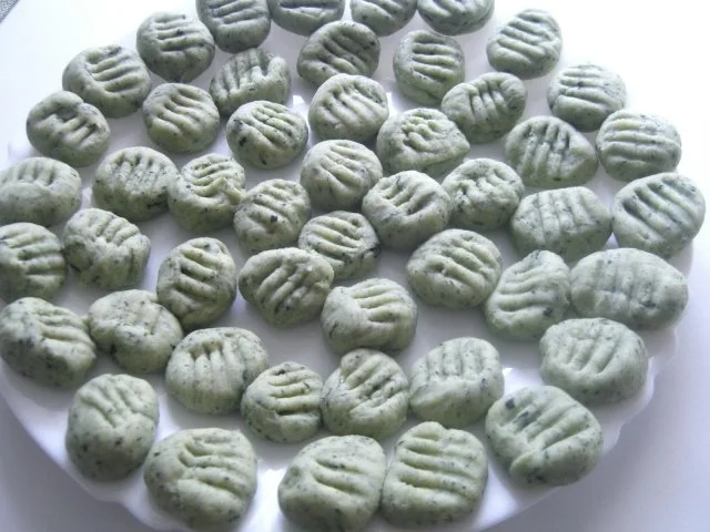 Spinat-Gnocchi in Gorgonzola-Soße - Rezept - Bild Nr. 3