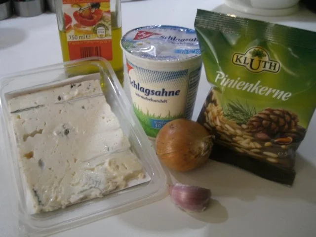 Spinat-Gnocchi in Gorgonzola-Soße - Rezept - Bild Nr. 16