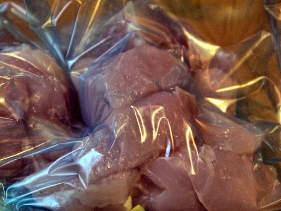 Hähnchen mit Tomate und Salbei zu selbstgemachter Tagliatelle - Rezept - Bild Nr. 8