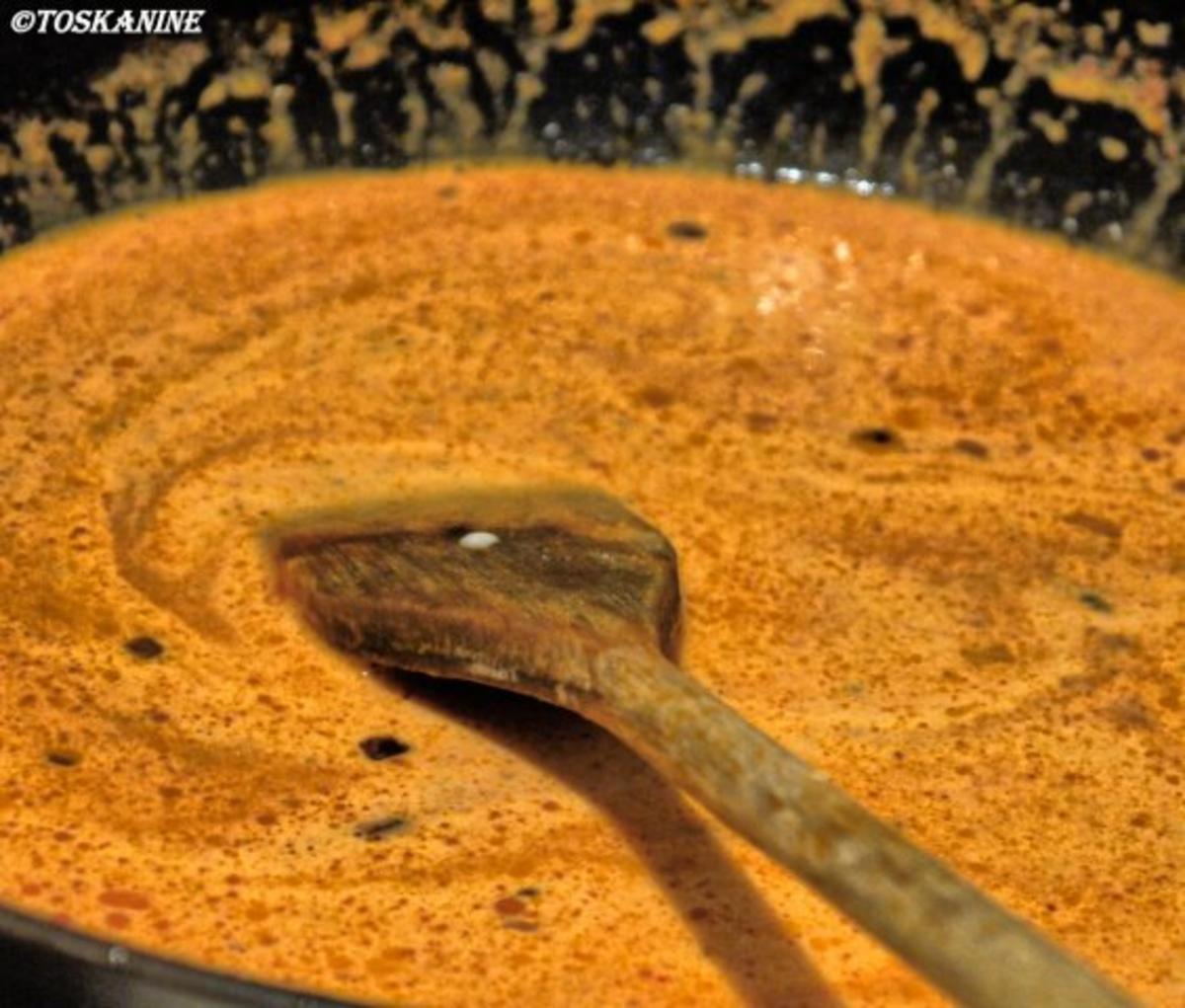 Hähnchen mit Tomate und Salbei zu selbstgemachter Tagliatelle - Rezept - Bild Nr. 15