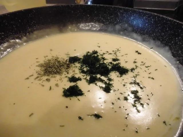 Rezept: Fischfilet paniert an - Senf - Dill - Estragon Soße mit Kohlrabi und kleinen Kartoffeln. Bild Nr. 4 Fischfilet paniert an - Senf - Dill - Estragon Soße mit Kohlrabi und kleinen Kartoffeln. - Rezept - Bild Nr. 4