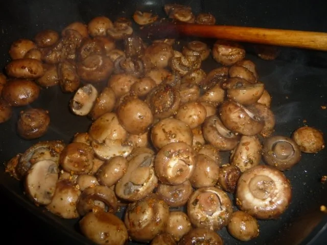 Rezept: Champignon in Cognacsoße Bild Nr. 4 Champignon in Cognacsoße - Rezept - Bild Nr. 4