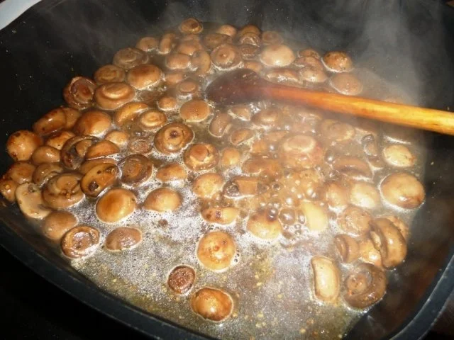 Rezept: Champignon in Cognacsoße Bild Nr. 5 Champignon in Cognacsoße - Rezept - Bild Nr. 5