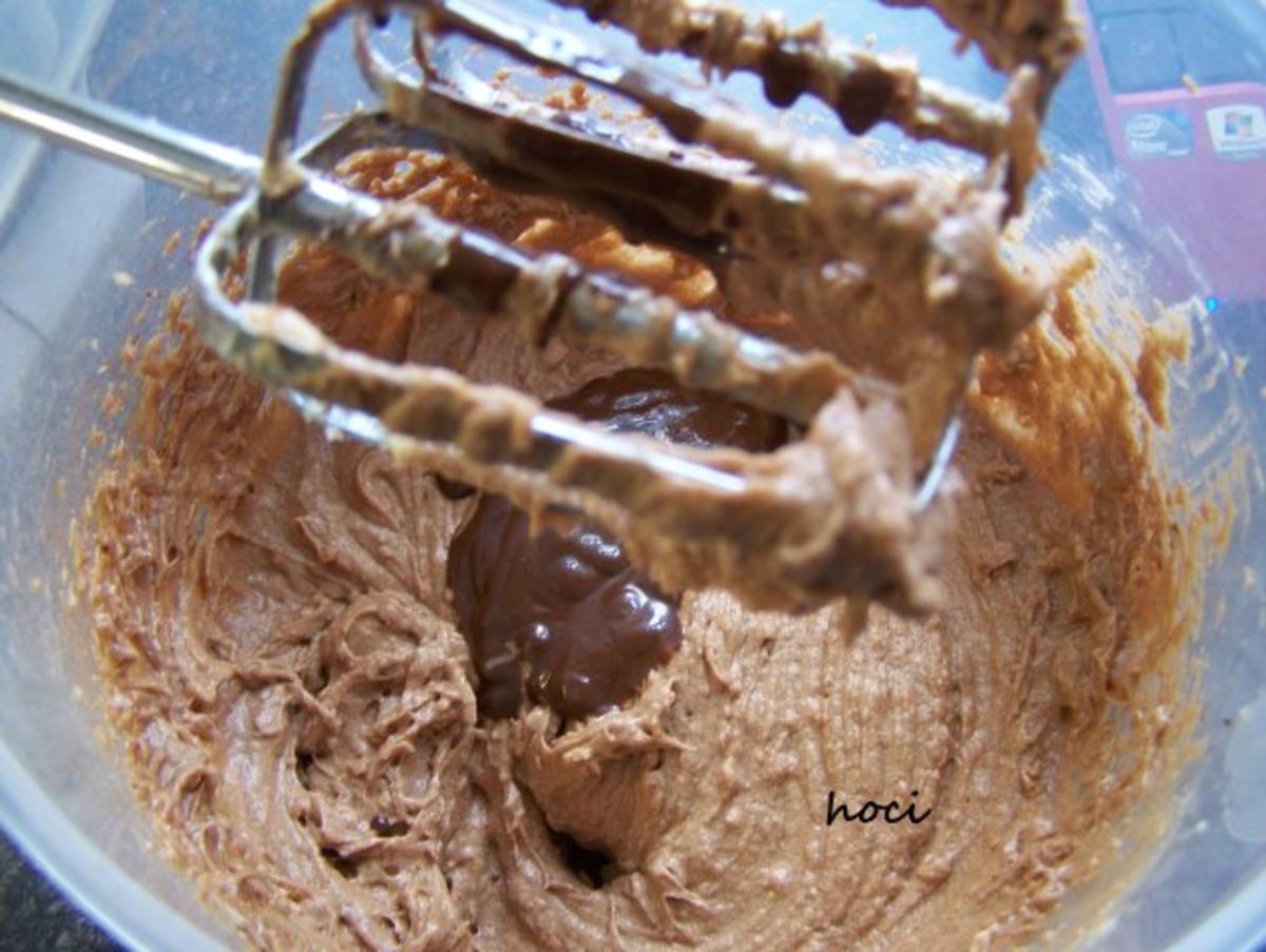 Schokoladentörtchen mit einem Hauch von Trüffel und Aprico - Rezept - Bild Nr. 5