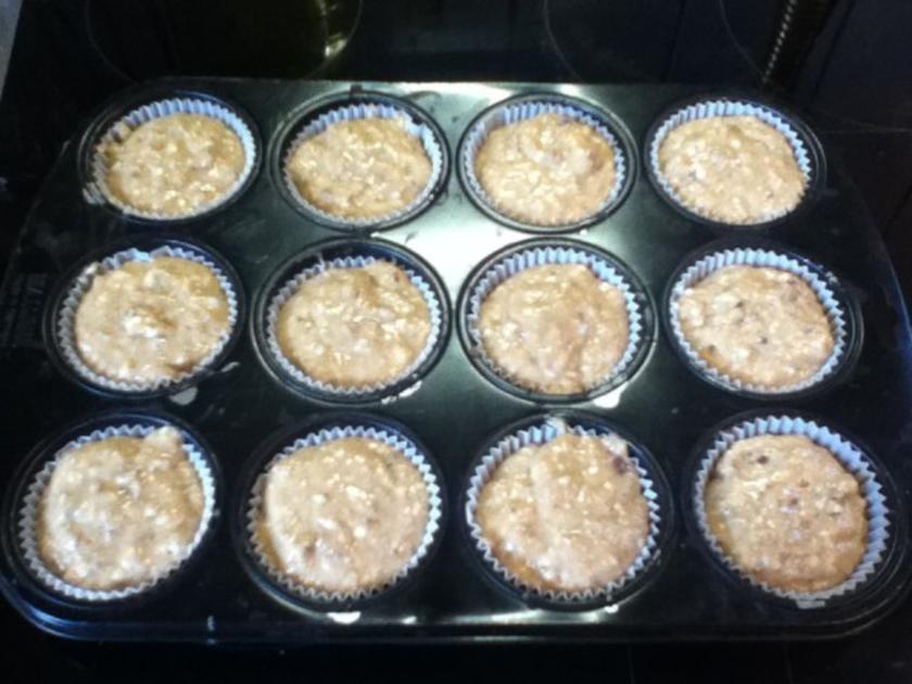 Bananen Pekannuss Muffins - schnell &amp; einfach - 283 kcal/100g