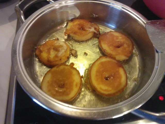 Rezept: Apfelküchle Bild Nr. 7 Apfelküchle - Rezept - Bild Nr. 7