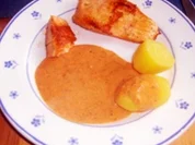 Lachsfarbene Sauce zu Lachsfilets - Rezept
