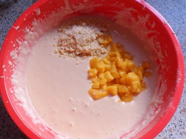 Rezept: Backen: Mango-Käse-Küchlein mit Blood-Orange-Lime-Curd-Füllung Bild Nr. 6 Backen: Mango-Käse-Küchlein mit Blood-Orange-Lime-Curd-Füllung - Rezept - Bild Nr. 6