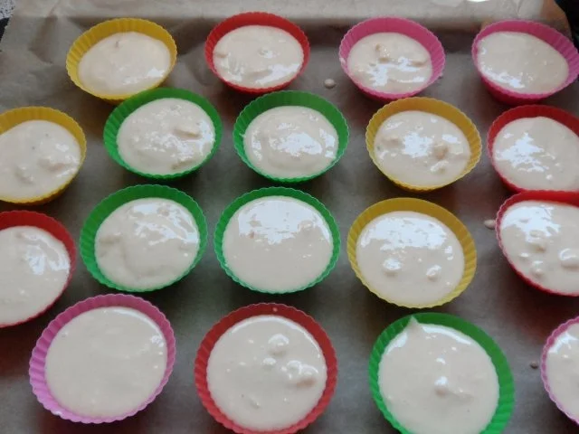 Rezept: Backen: Mango-Käse-Küchlein mit Blood-Orange-Lime-Curd-Füllung Bild Nr. 10 Backen: Mango-Käse-Küchlein mit Blood-Orange-Lime-Curd-Füllung - Rezept - Bild Nr. 10