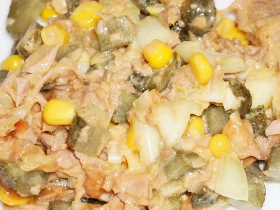 Rezept: Schneller Thunfischsalat + Mayonnaise Schneller Thunfischsalat + Mayonnaise - Rezept