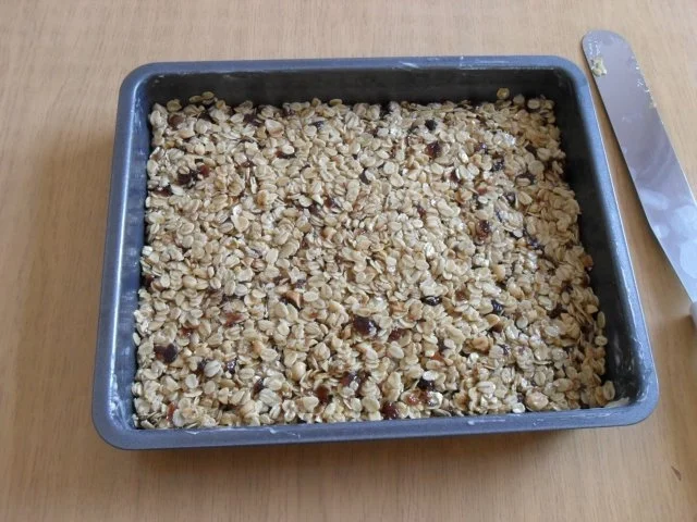 Erdnuss-Rosinen-Riegel - Rezept - Bild Nr. 14