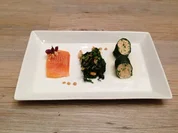 Gebeizter Saibling mit Pak Choi und Erdnüssen - Rezept