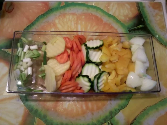 Vegetarisch: Gedämpftes Gemüse mit käsiger Tomatensoße - Rezept - Bild Nr. 3