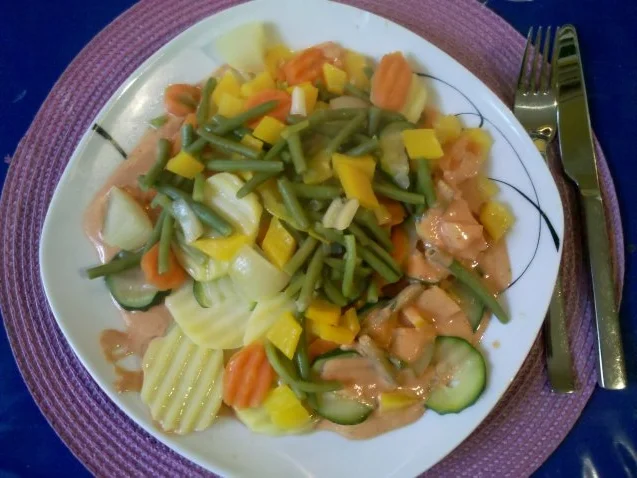 Vegetarisch: Gedämpftes Gemüse mit käsiger Tomatensoße - Rezept - Bild Nr. 11