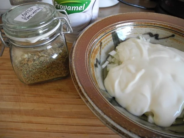 Vegan : Zwiebel - Soja - Joghurt mit Pellkartoffeln - Rezept - Bild Nr. 4