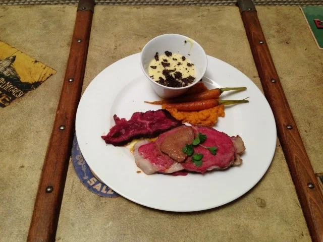 Das Strindtberg mit Kartoffel-Trüffelpüree und Foie-Gras-Häubchen - Rezept