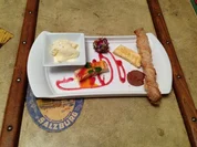 Süsses Gekitzel mit Omas Eis vom Gewürztraminer - Rezept