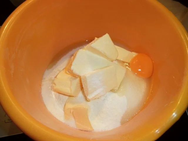 Eierlikör-Apfelkuchen mit knuspriger Krokanthaube - Rezept - Bild Nr. 6