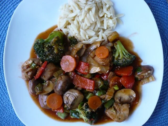 Rezept: Hähnchengeschnetzeltes aus dem Wok Bild Nr. 9 Hähnchengeschnetzeltes aus dem Wok - Rezept - Bild Nr. 9