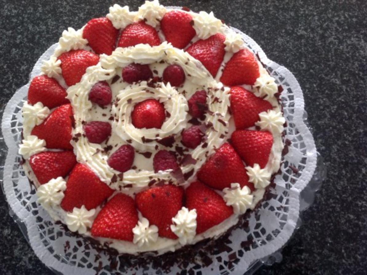 Drei Tage Torte mit Himbeeren - einfach - 286 kcal/100g