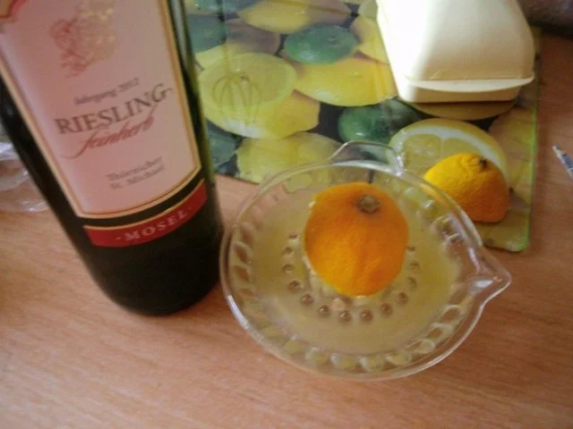 Steinbeißerfilet in Weisswein-Sauce mit Butterbroccoli und Bandnudeln - Rezept - Bild Nr. 4