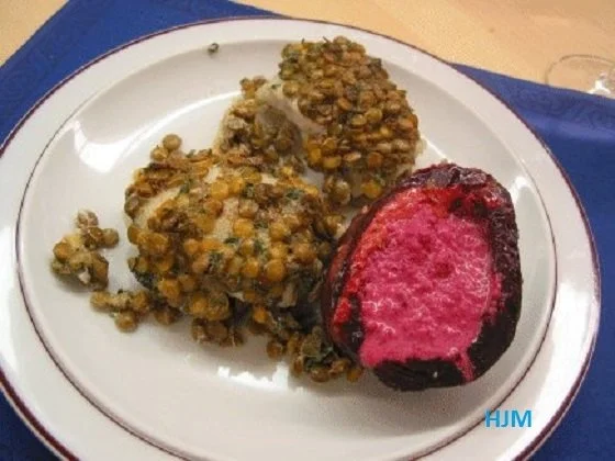 Zanderfilet mit Ingwer-Berglinsen auf Zitronengrasschaum - Rezept