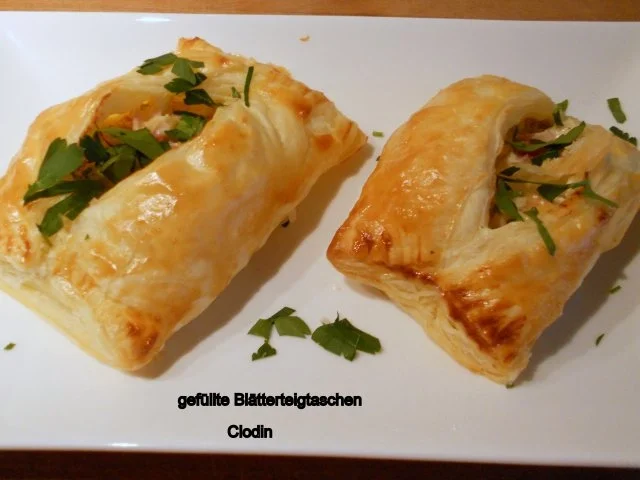 gefüllte Blätterteigtaschen - Rezept