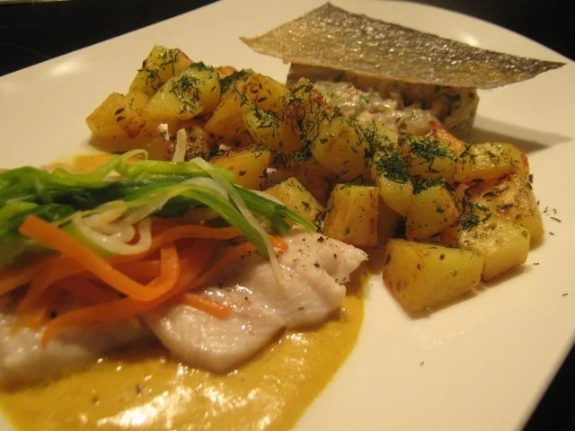 Zweierlei von der Forelle - Forellentatar und gedämpfte Forelle auf Knoblauch-Ingwer-Sauce - Rezept - Bild Nr. 6