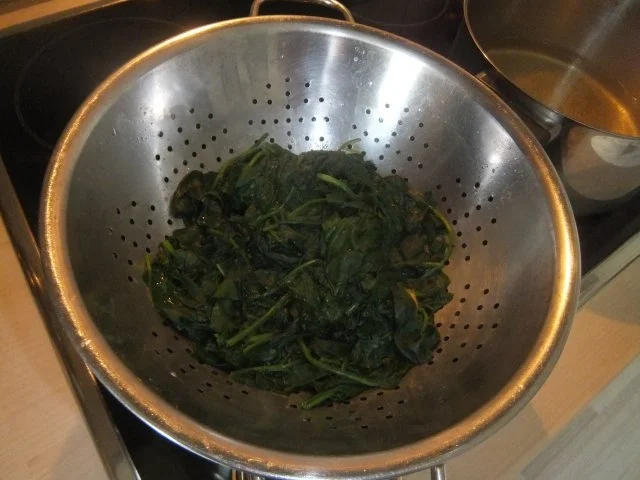 Käsesuppe mit Lachs und Blattspinat - Rezept - Bild Nr. 4