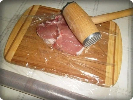 Rezept: Schweinekotelett mit Kartoffelbällchen und Paprikasalat Bild Nr. 6 Schweinekotelett mit Kartoffelbällchen und Paprikasalat - Rezept - Bild Nr. 6