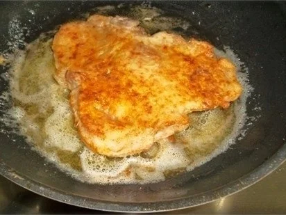 Rezept: Schweinekotelett mit Kartoffelbällchen und Paprikasalat Bild Nr. 11 Schweinekotelett mit Kartoffelbällchen und Paprikasalat - Rezept - Bild Nr. 11