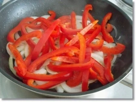 Rezept: Bunter Paprikasalat mit Zwiebeln Bild Nr. 7 Bunter Paprikasalat mit Zwiebeln - Rezept - Bild Nr. 7