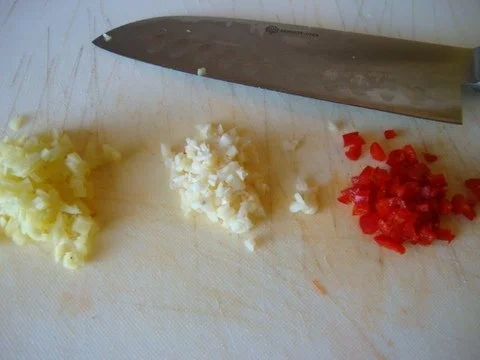 pilkantes Kokossüppchen mit Huhn und Sesamtofu - Rezept - Bild Nr. 4