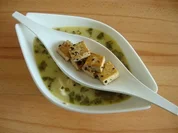 pilkantes Kokossüppchen mit Huhn und Sesamtofu - Rezept