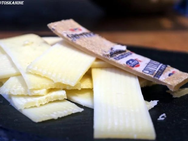 Buchweizencrepes "Cordon Bleu" mit Thymian-Bröseln - Rezept - Bild Nr. 6