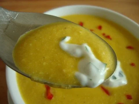 Rezept: feines Möhrensüppchen mit Ricotta Bild Nr. 2 feines Möhrensüppchen mit Ricotta - Rezept - Bild Nr. 2