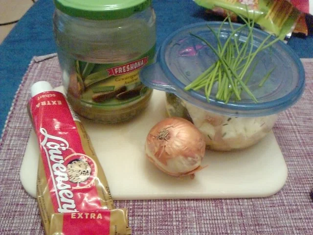 Rezept: A STOI MIT GSCHMÄCKLE – EIGLÄGTER BACKSTOIKÄS – HOCHDEITSCH LIMBURGER KÄSE EINGELEGT Bild Nr. 2 A STOI MIT GSCHMÄCKLE – EIGLÄGTER BACKSTOIKÄS – HOCHDEITSCH LIMBURGER KÄSE EINGELEGT - Rezept - Bild Nr. 2