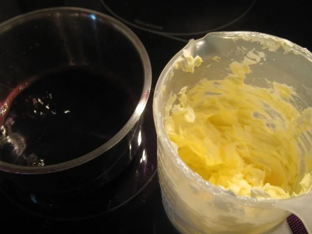Rezept: Rotweinbutter Bild Nr. 3 Rotweinbutter - Rezept - Bild Nr. 3
