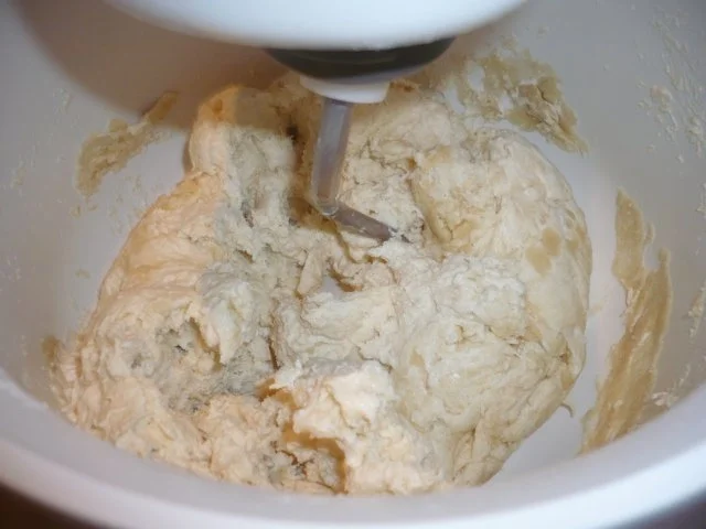 Paprikapizza aus Quark-Öl-Teig mit Minzpesto - Rezept - Bild Nr. 3