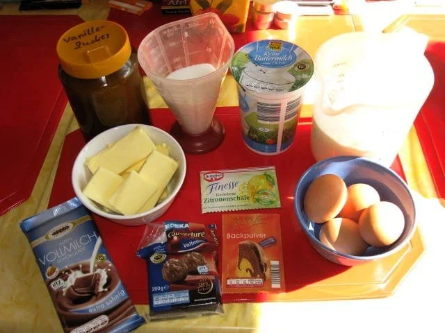 Schokoladen - Gugelhupf mit Buttermilch - Rezept - Bild Nr. 2