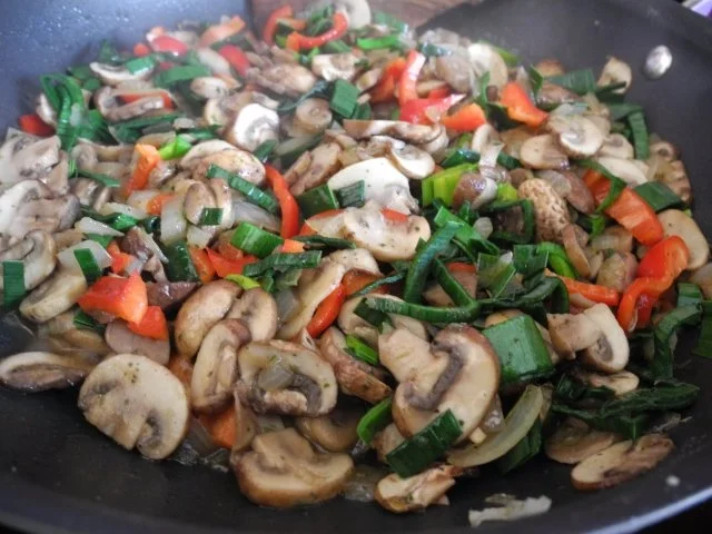 Vegan : Bunte Pasta - Pfanne - Rezept - Bild Nr. 12