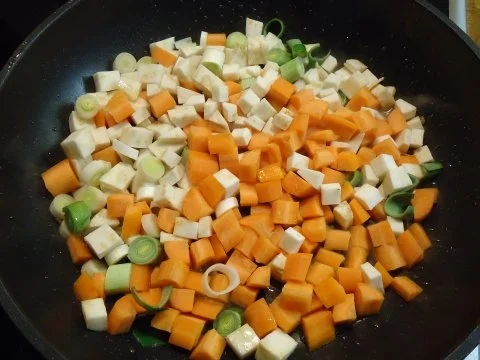 Rezept: Hackfleisch-Gemüse-Kuchen Bild Nr. 6 Hackfleisch-Gemüse-Kuchen - Rezept - Bild Nr. 6