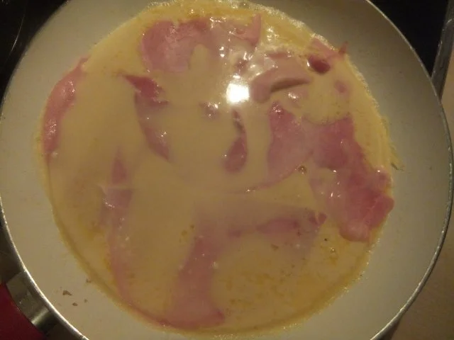 Pfannkuchen Hawaii mit Kochschinken und Käse überbacken - Rezept - Bild Nr. 2