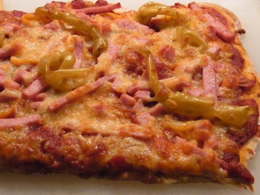 Grundrezept Pizzateig - Rezept mit Bild - kochbar.de