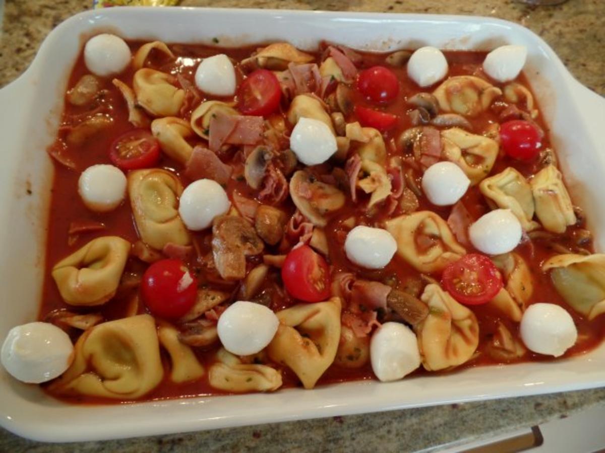 Tortellini-Schinken-Champignon-Auflauf - Rezept - kochbar.de