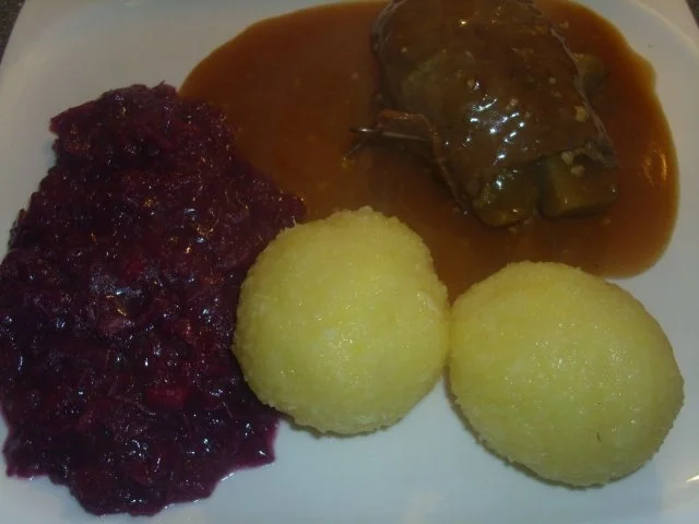 Kartoffelklöse mit Mozzarella gefüllt - Rezept