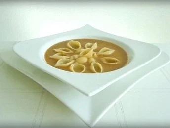 Rezept: Cremige Champignonsuppe mit Conchiglie Bild Nr. 12 Cremige Champignonsuppe mit Conchiglie - Rezept - Bild Nr. 12