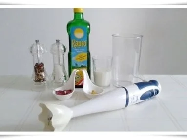 Mayonnaise ohne Eier als Basis für eine Kräuter Sauce - Rezept - Bild Nr. 3